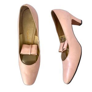 Vintage Coquette light blush pink bow ballerina heels 🤖🤖😂